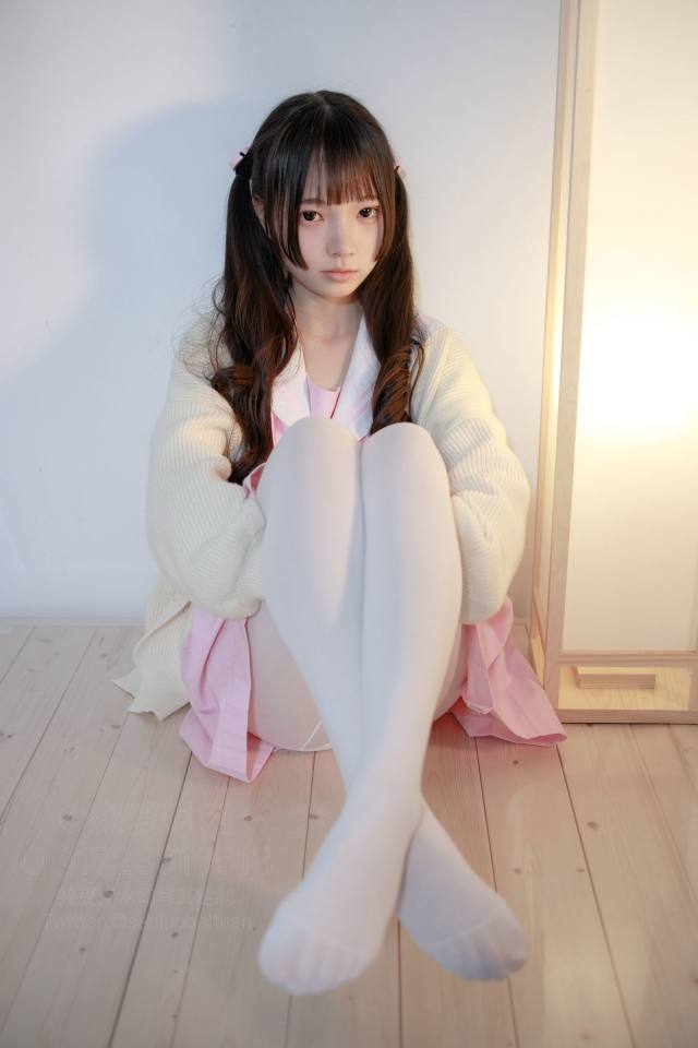 好像有什么心事的白丝双马尾女孩【59P】20022-朵兔兔